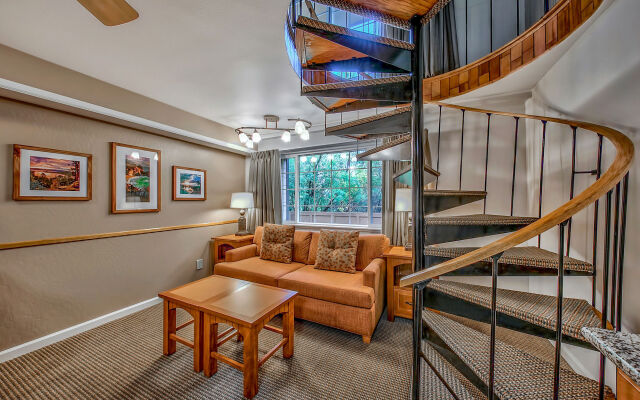 Tahoe Beach & Ski Club