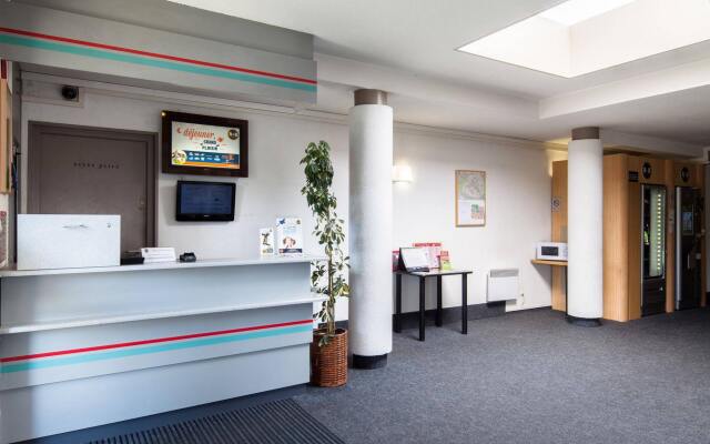 B&B HOTEL Maurepas