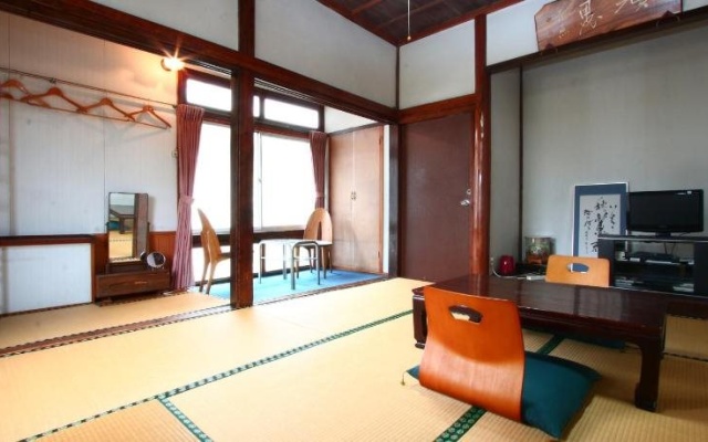 Saifuya Ryokan – Guest Rooms – Yanagawa