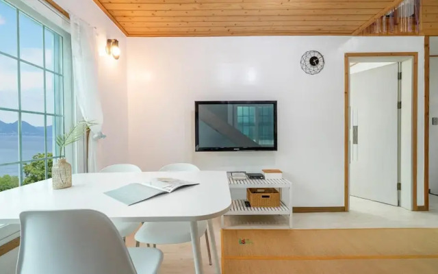 Yeosu Dulggot Pension
