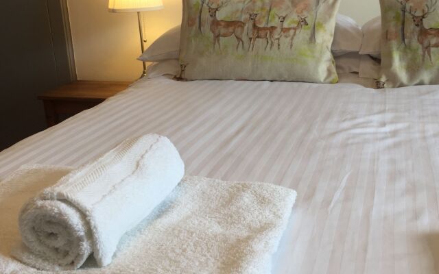 Lovat House Bed and Breakfast