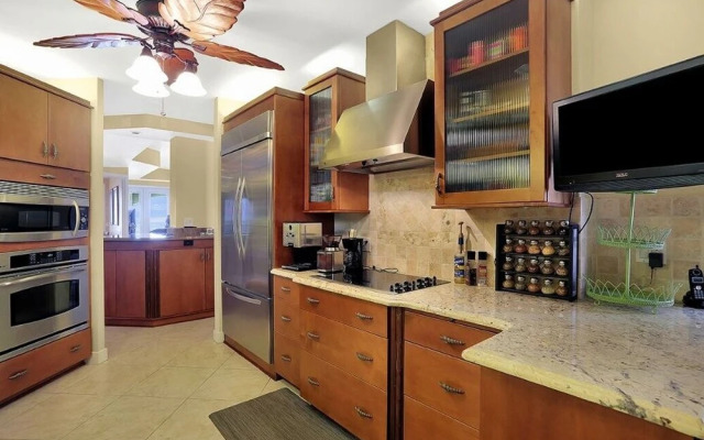 Hideaway Beach Penthouse 0 Beachfront, Gated Community, And Luxurious! 3 Bedroom Home by RedAwning