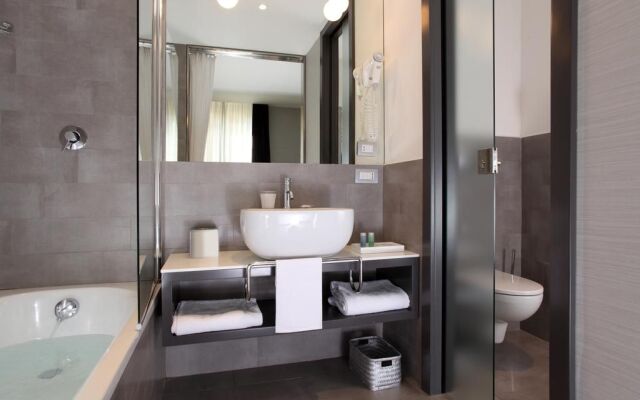 Adriano Hotel