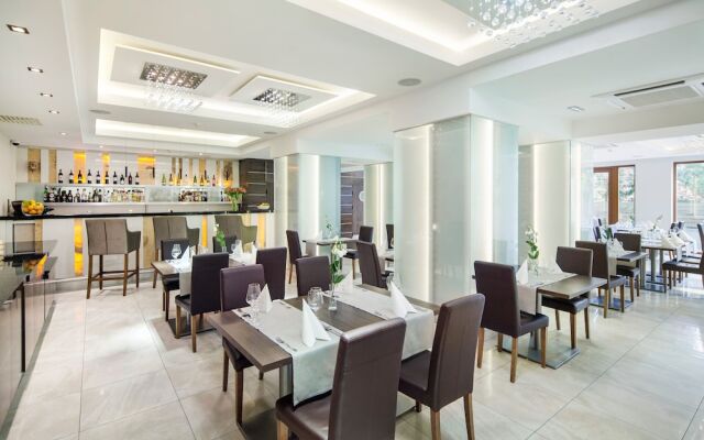 Hotel Różany Gaj - Destigo Hotels