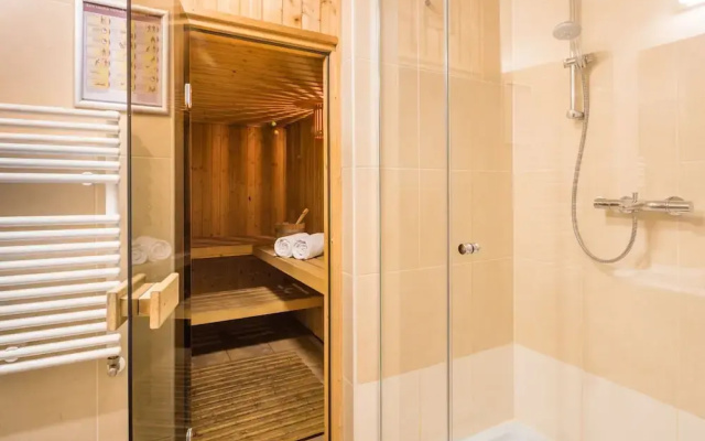 Villa in Weerterbergen With Private Sauna