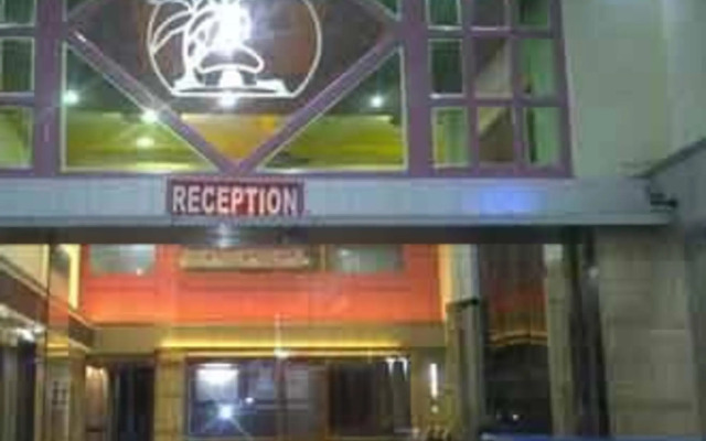 Sonar Bangla's Motel Midway