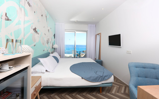 Mar Azul Pur Estil Hotel & Spa