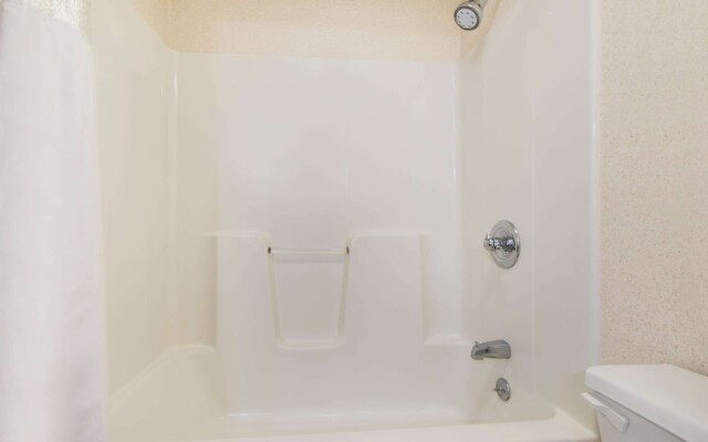 Baymont Inn & Suites