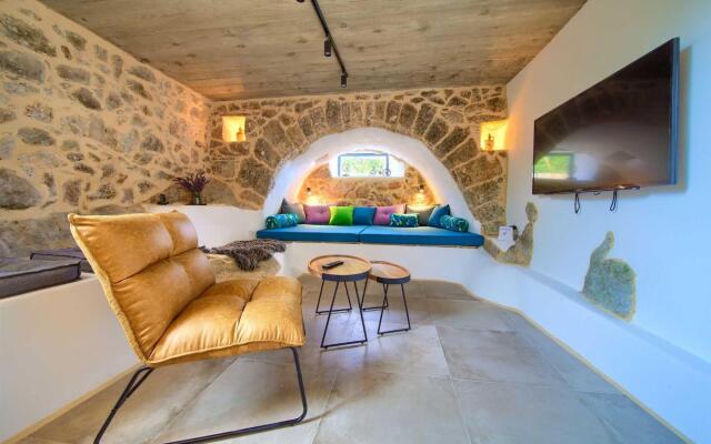Villa MAY