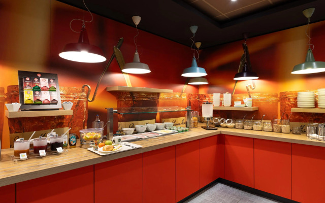 B&B HOTEL Wuppertal-City