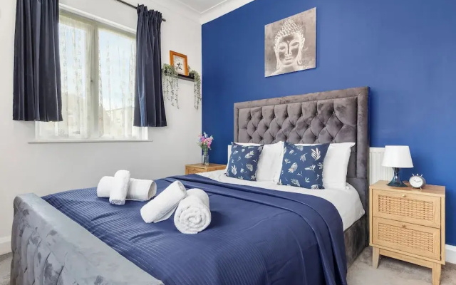 Amazing 3-bed Flat in Golders Green Near Station