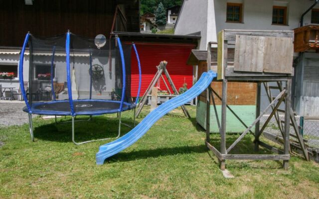 Sesselebenerhof 36723