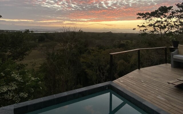 Alaya Yoga & Surf & Retreat