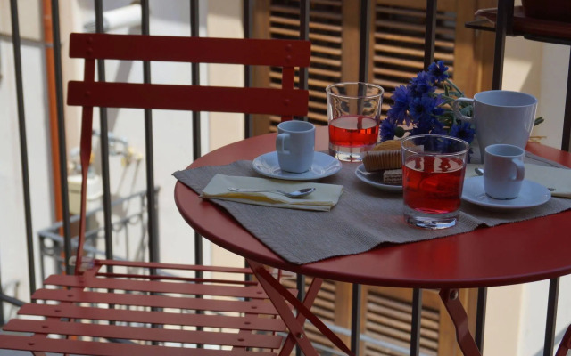 Guascone Apartments