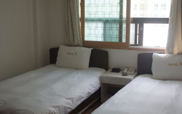 Mainstay Hotel Suwon