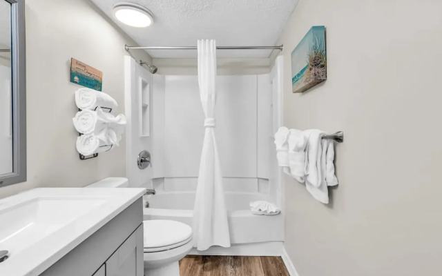 Bluewater Resort 803