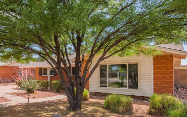 3BR Home near Old Town - Pool by WanderJaunt