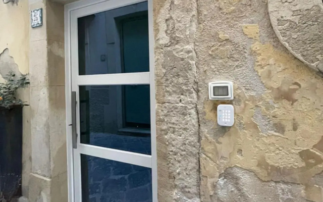 Ortigia 26 (Adults Only)