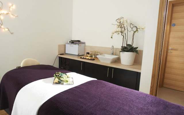 Pestana Chelsea Bridge Hotel & SPA