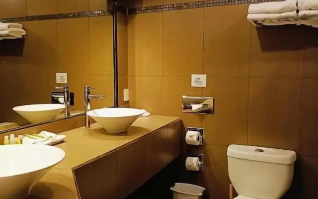 Hotel & Suites Virreynal