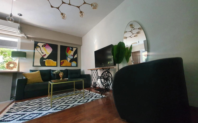 Central 2 bedroom apartment