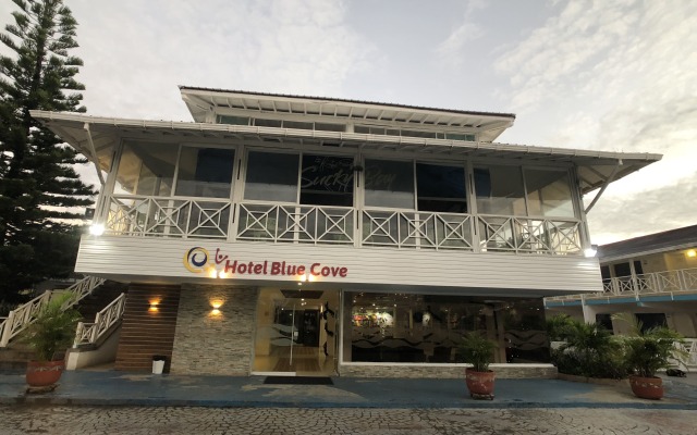 hotelImage