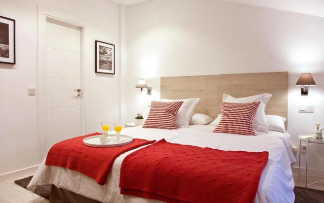 Feelathome Madrid Suites Apartments