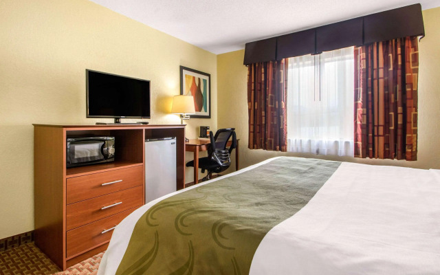 Quality Inn & Suites Wisconsin Dells Downtown - Waterparks Area