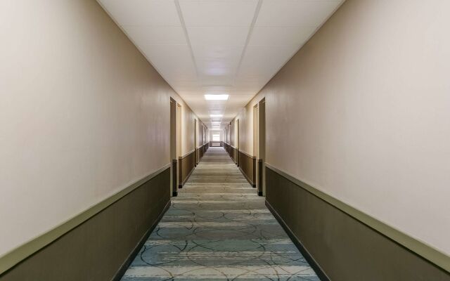 Baymont by Wyndham Lancaster PA Dutch Country