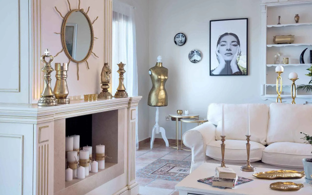 Bozonos Luxury Villa