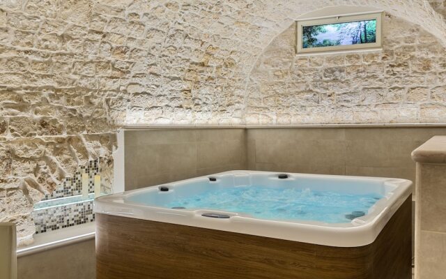 Casa Massima Suites & Spa