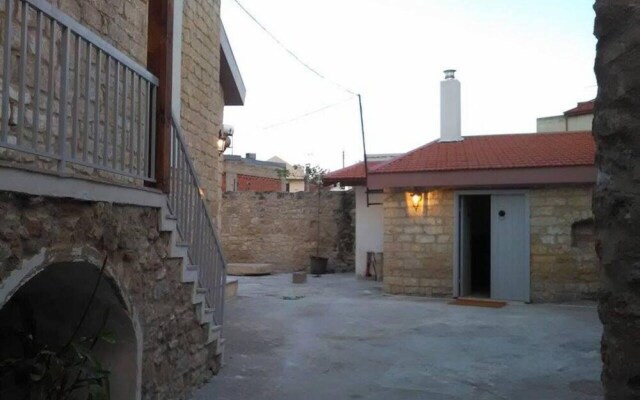 Immaculate 4-bed House in Pissouri
