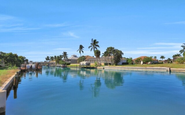 Lovely Pet-friendly Waterfront Home With Pool and Dock