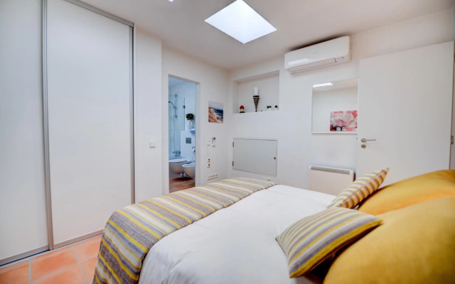 The Fantastic Beach House of Luz