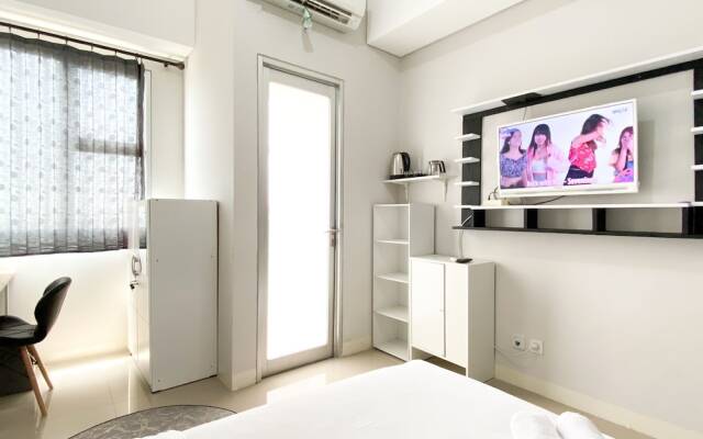 Cozy Stay Studio Transpark Juanda Bekasi Timur Apartment