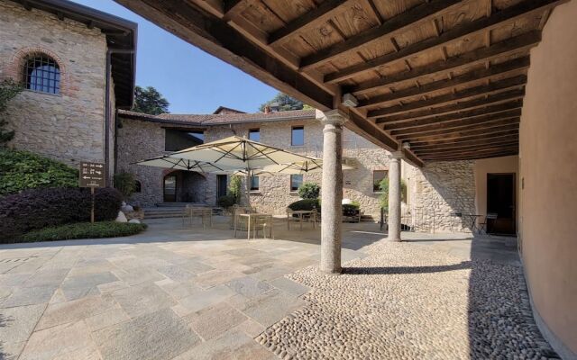 1711 Luxury Guest House