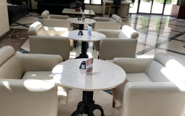 Comfort Flat Pinheiros em Hotel 4,5 estrelas
