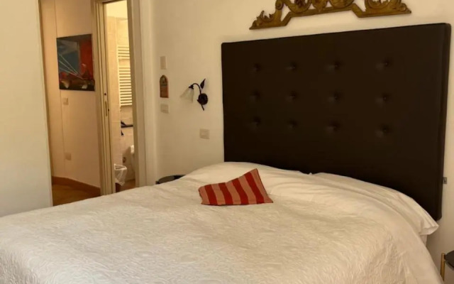 Piazza Massola 2 Apartment