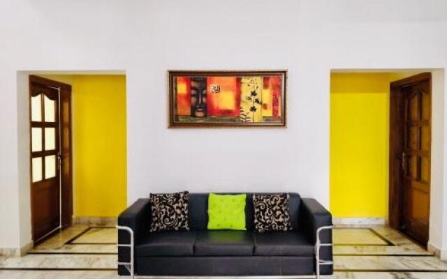 5BR entire house 1200 sqyd