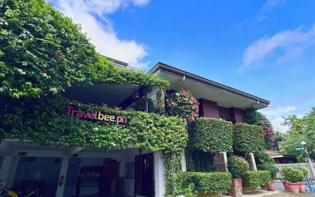 Travelbee Heritage Inn