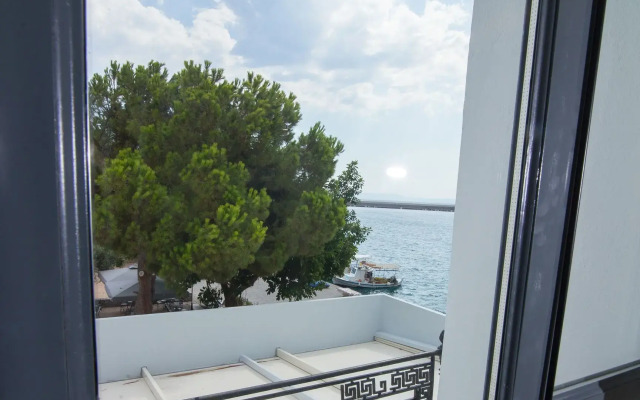 Panellinion Luxury Rooms