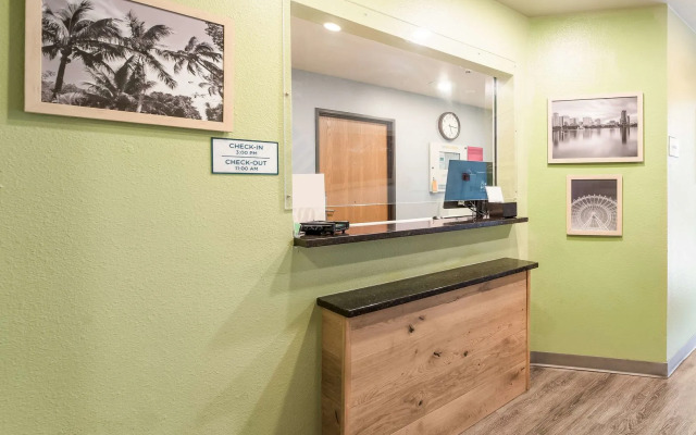 Woodspring Suites Ocala