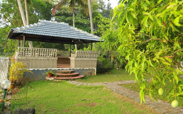 orchid lake view homestay