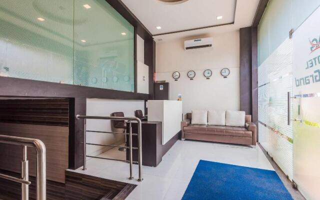 OYO 4083 Hotel Alfa Grand