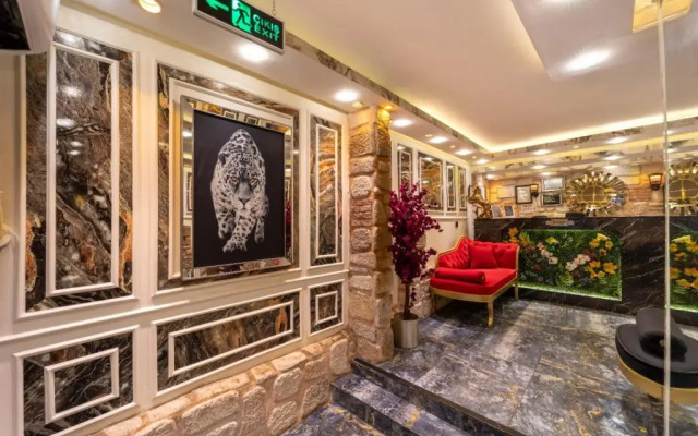 Ren Plus Suit Bakirköy