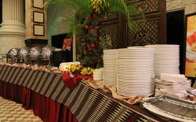 The GRAND PALACE Hotel - YOGYAKARTA