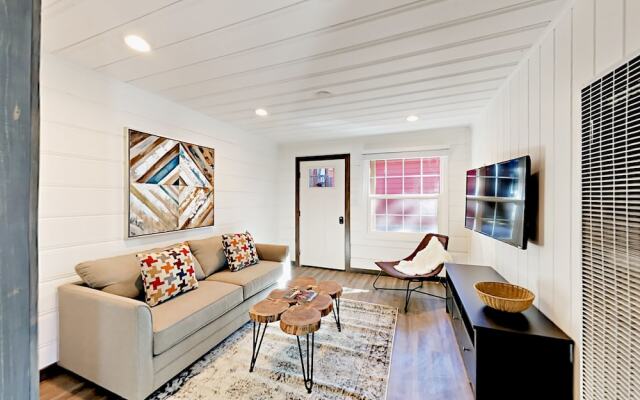 4093 Manzanita Ave Cabin Unit 5