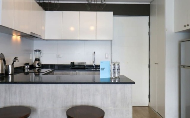 w Beautiful 1BR w AC Near Central Restaurante