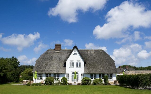 Benen Diken Hof