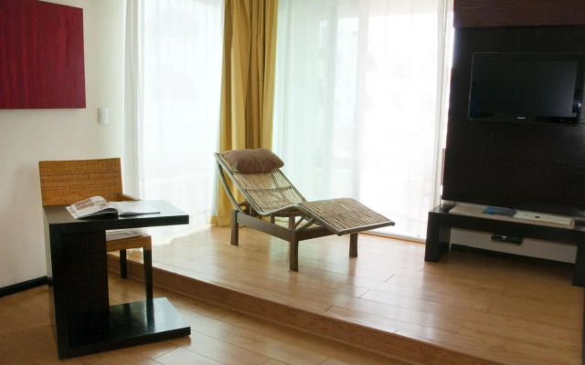 Hotel El Punto Boutique & Beach Club